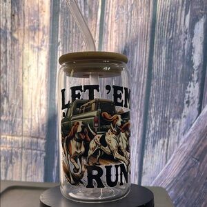 Glass Tumbler with Dog and Truck Design